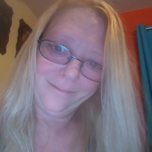 Meet your Posher, Tammy - Picture 1 of 1